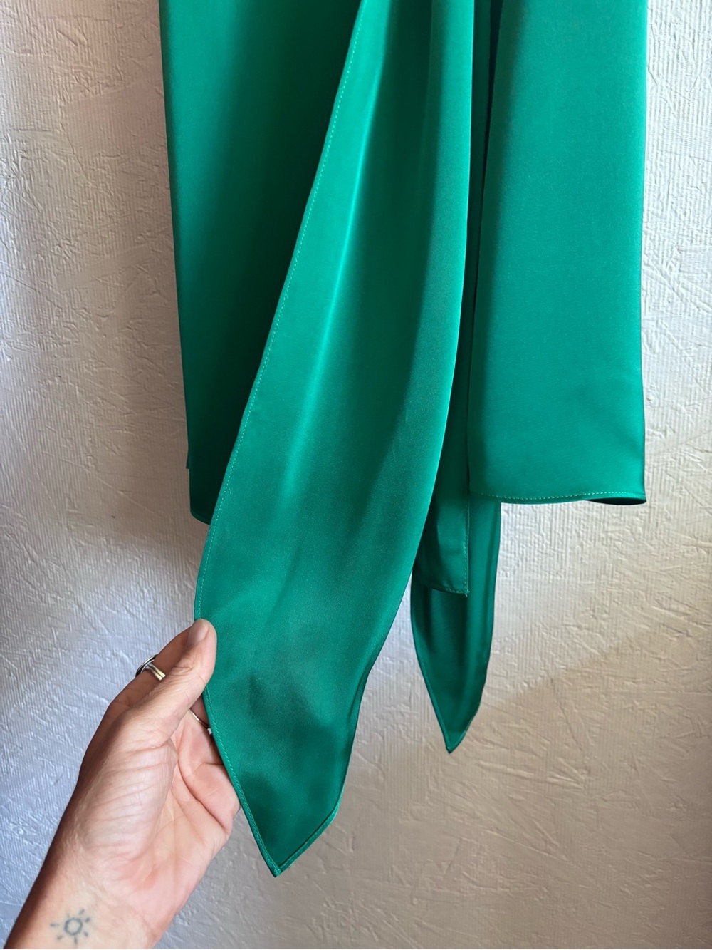 NWT Ramy Brook Emerald Jade Green Satin Charmeuse Mini Knot Detail Wrap Dress - Picture 10 of 15